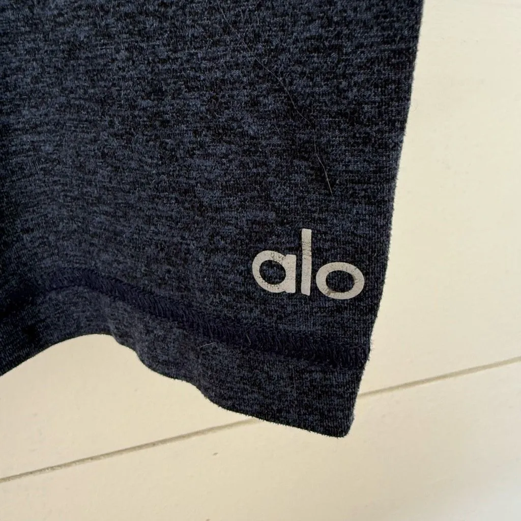 Alo Yoga Women’s Small Blue Cropped Pants - Image 2