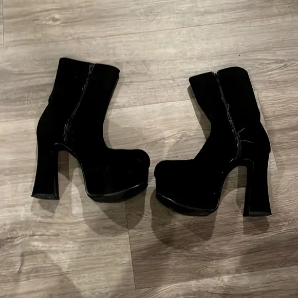 Suede platforms - Image 2