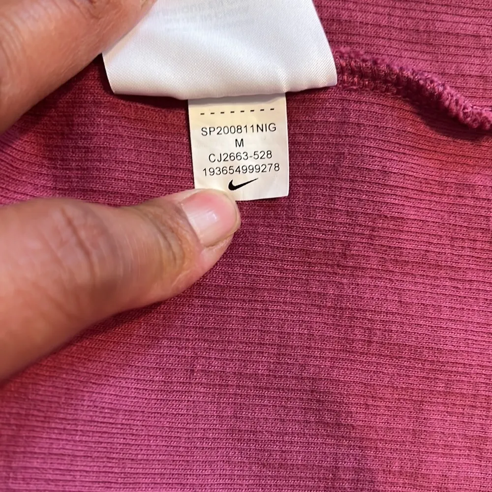 ribbed cropped hooded long sleeve shirt pullover Medium logo maroon - Image 9