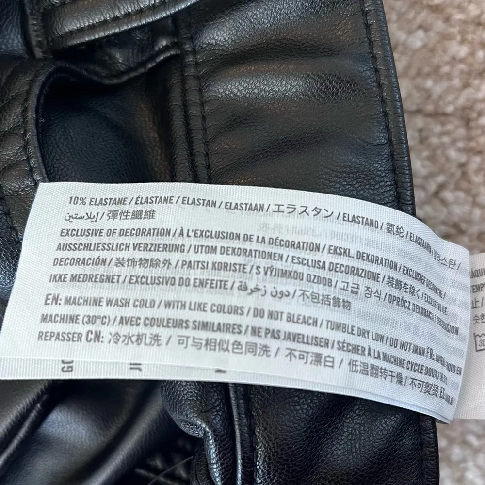 Abercrombie and Fitch Ankle Straight Ultra High Rise Vegan Leather Pants Size 27 - Image 14