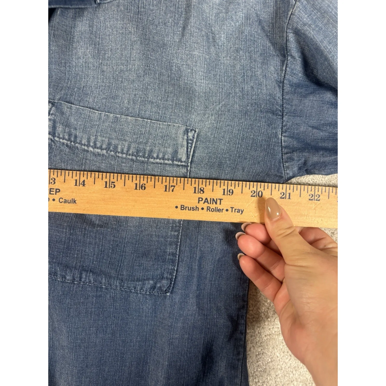 Cloth‎ & Stone Shirt Womens Medium Blue Tencel Lyocell Denim Chambray Button Up - Image 8