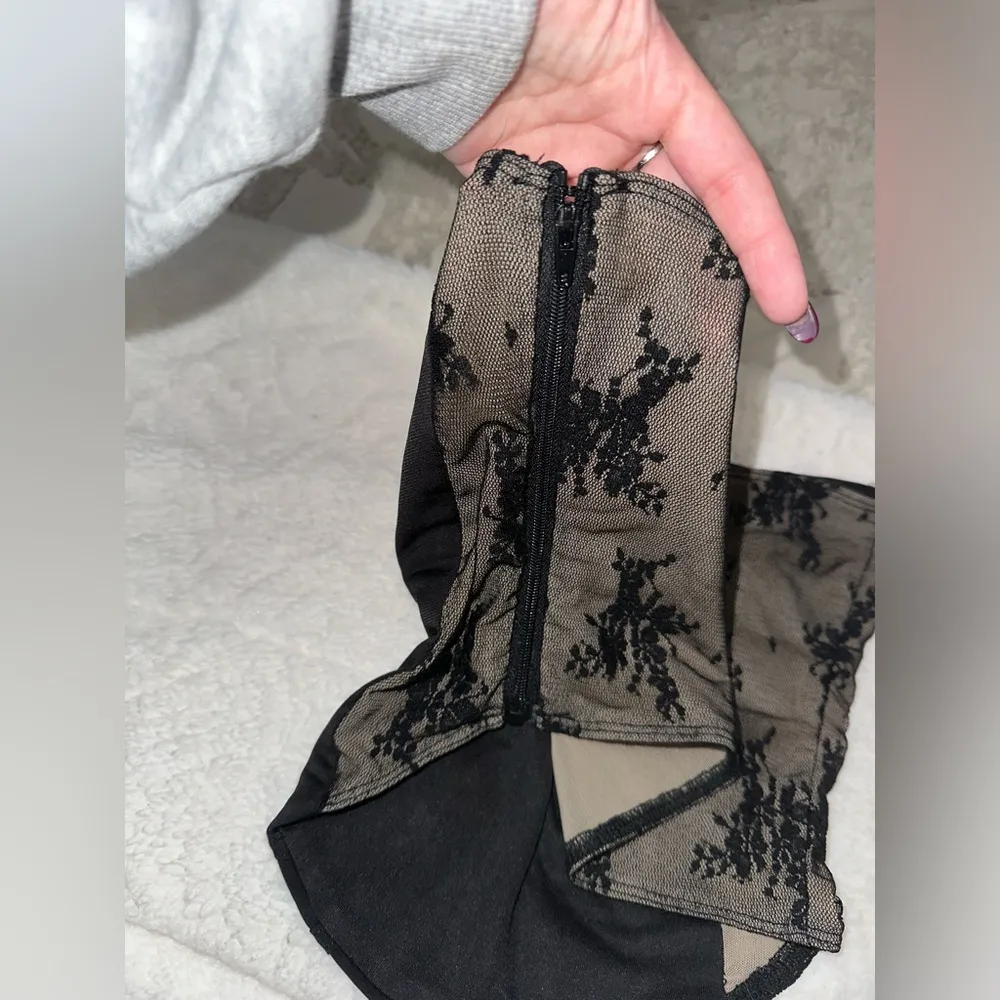 Tiger Mist Bandeau Top - Image 4