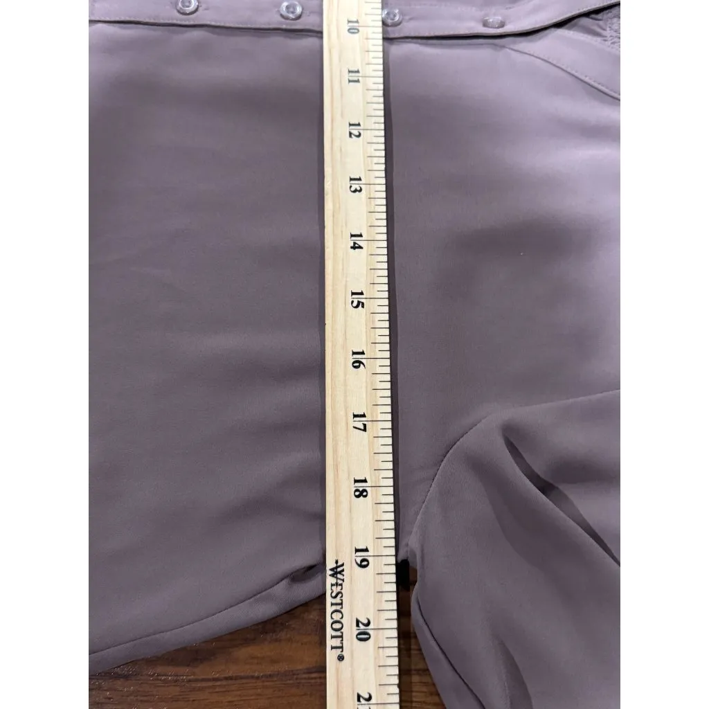 Simply Vera Vera Wang Womens M Top Long Sleeve Blouse Taupe Brown Office wear Size M - Image 9