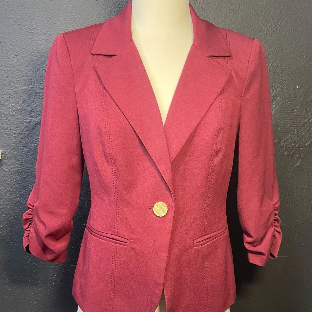 Elegant Burgundy Blazer‎ with Gold Button Red Size M - Image 2