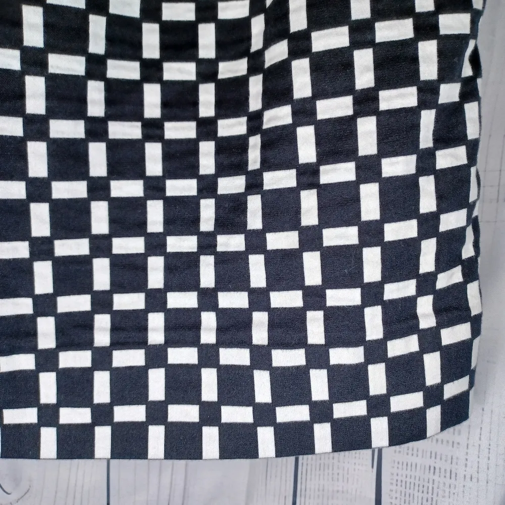 White House Black Market Checkered Black and White Skirt - Image 10