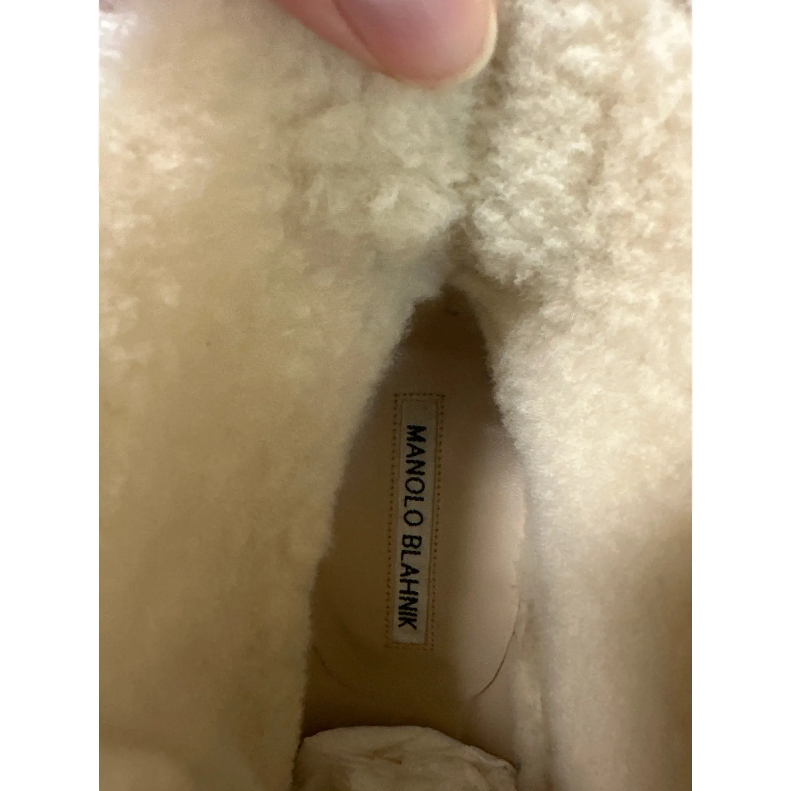 Manolo Blahnik Ostrava Camel Suede Shearling Ankle Boots Size IT 37 / US 7 - Image 9