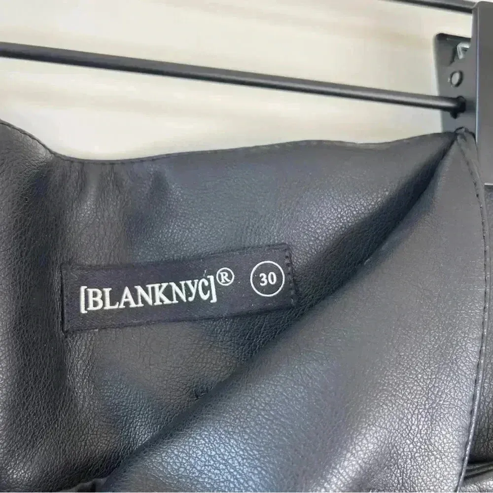 Blank NYC It Takes Two Vegan Leather High Rise Skirt Size 30 - Image 8