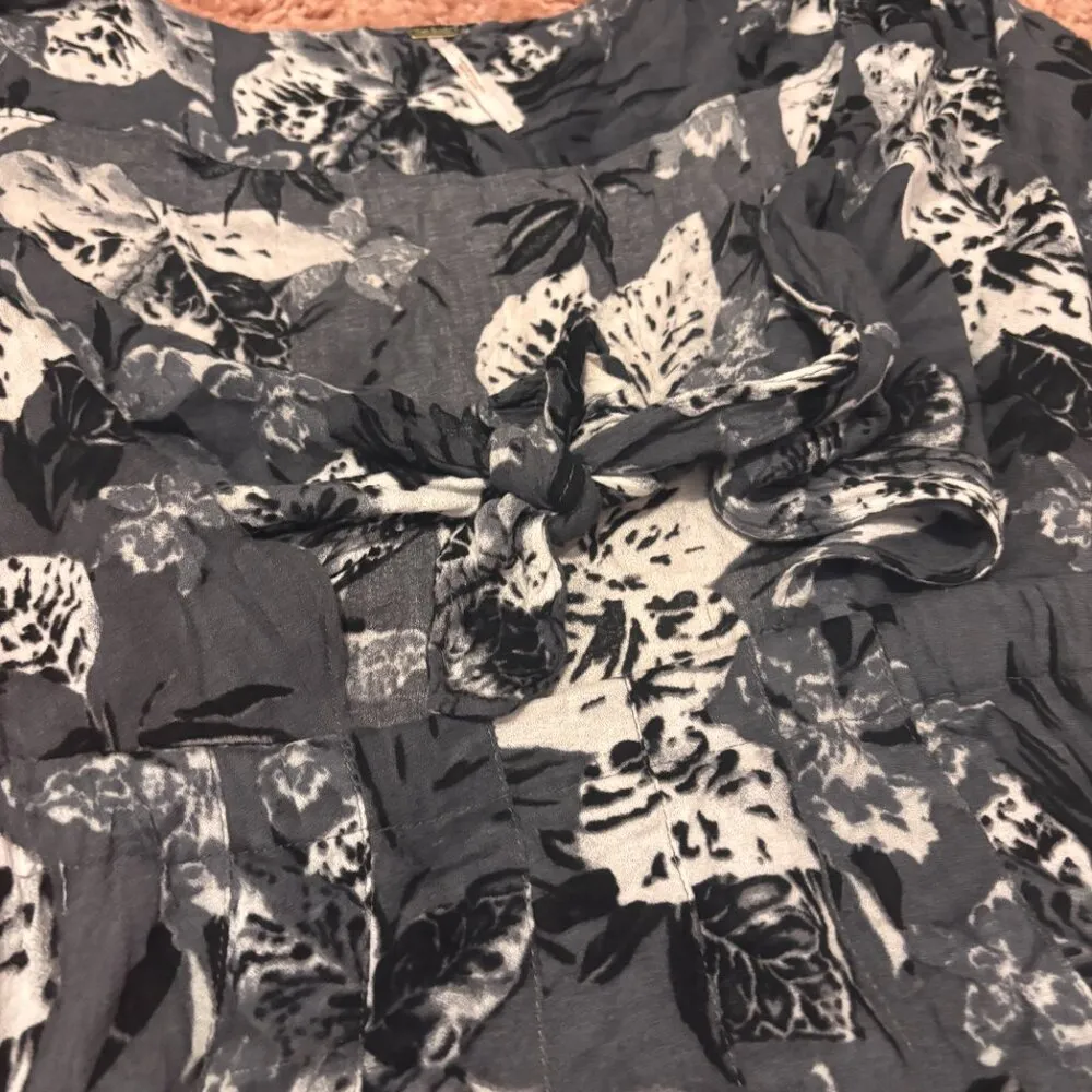 Free People Part Time Lover Short Dress Womens Size 8 Tie Front Gray Black White - Image 4