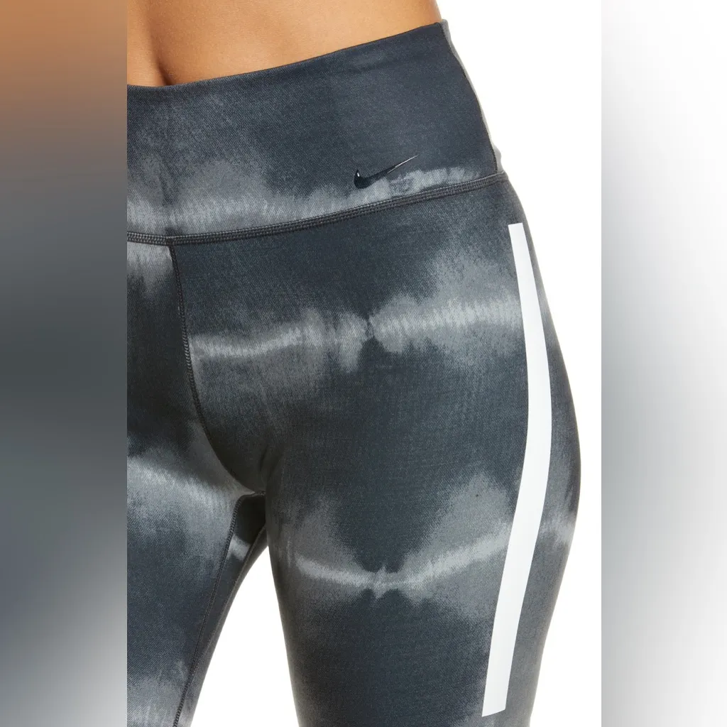 Nike Dri-fit One Luxe Training Shorts - Image 12