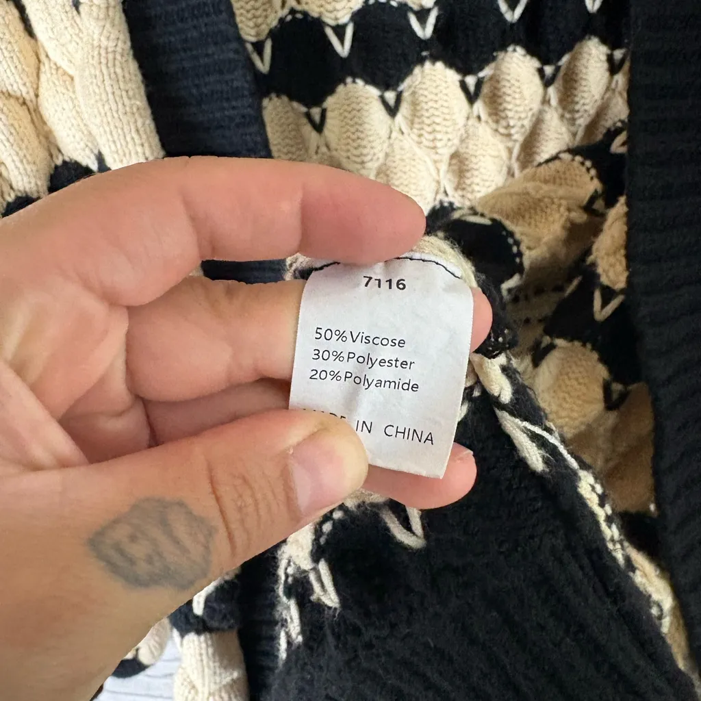 Kirundo Black and Cream Bubble Knot Chunky Open Cardigan Size M - Image 4