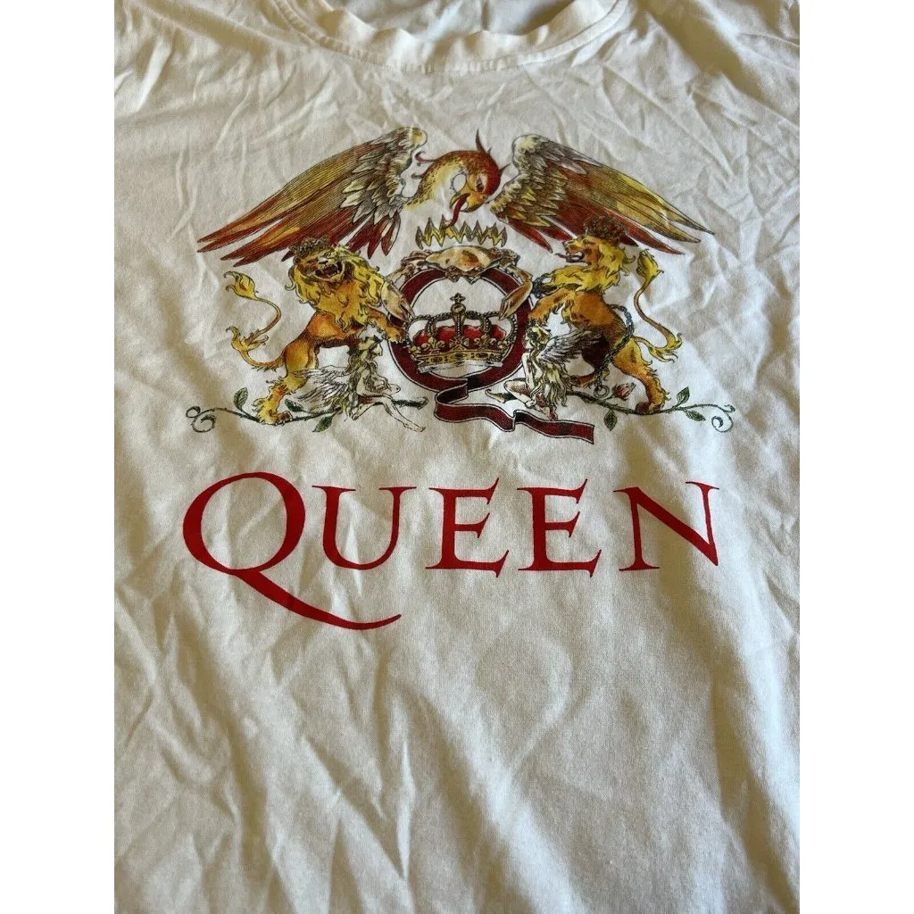 Queen Women Beige T - Image 9