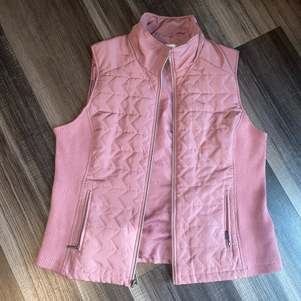 Christopher & Banks Light Pink Quilted Vest - Image 8