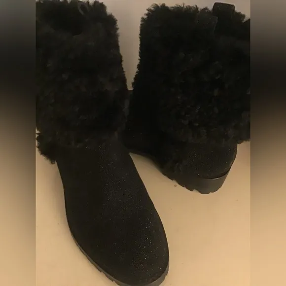Rebecca Minkoff women black leather rhinestone fur accent ankle boot US 7 - Image 2