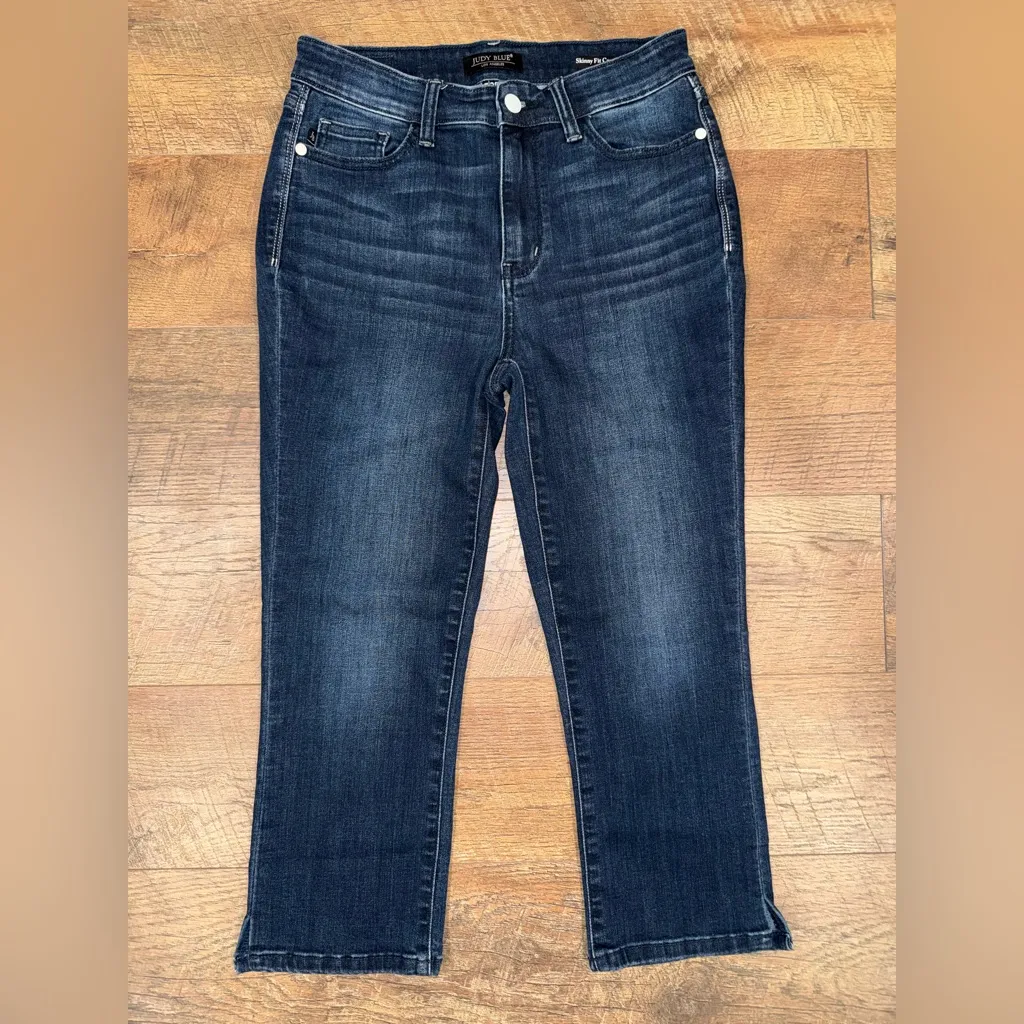 Judy Blue Los Angeles Skinny Fit Capri - Image 12