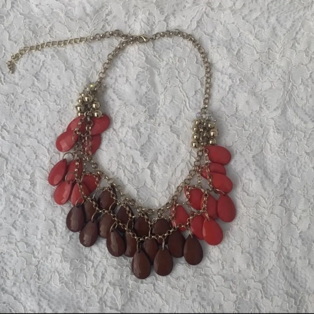 FRANCESCA’S Collection Orange and‎ Brown Layered Tear Drop Bead Necklace - Image 6