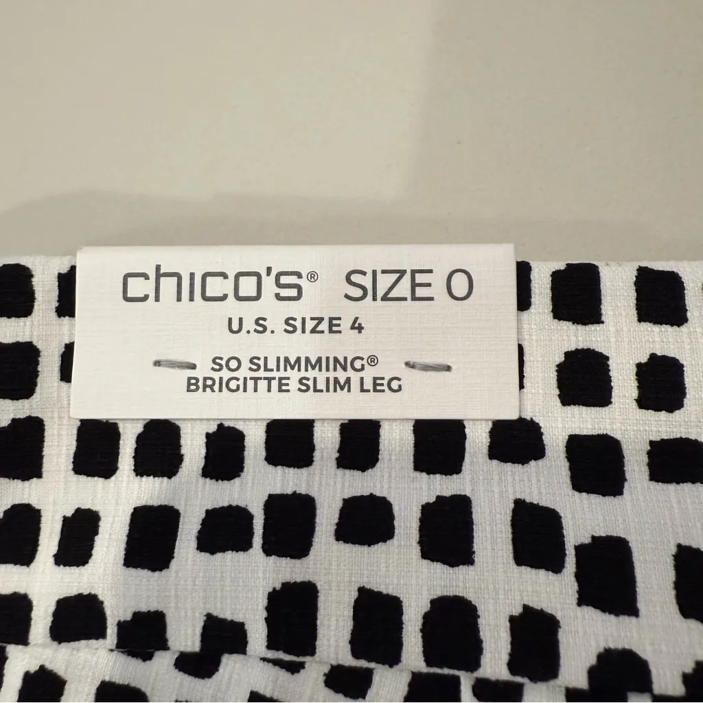 Chicos NWT So Slimming Brigitte Slim Leg Crop Pants Women’s 4 Black/White Fringe - Image 9
