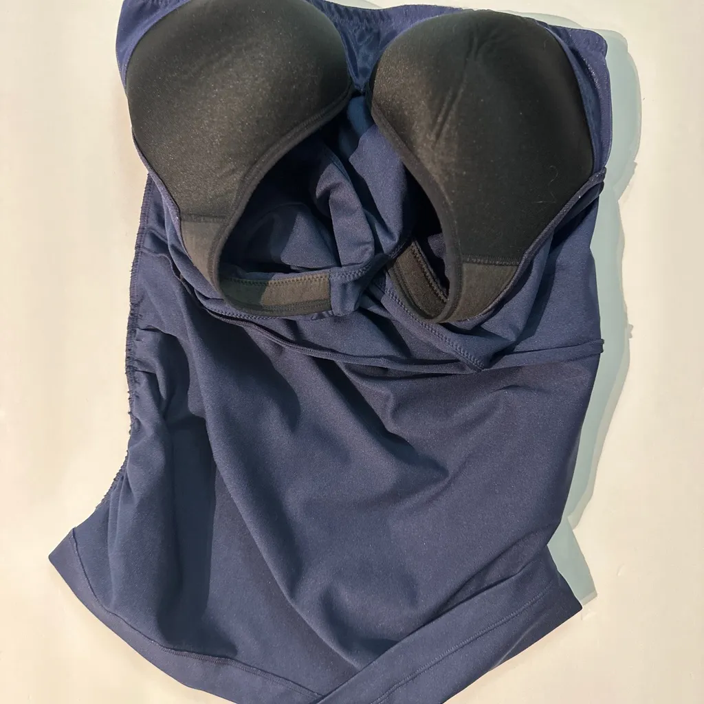 Athleta‎ Women Size 34D Empire Black V-Neck Bra Cup Support Tank Top Wear 736639 - Image 10