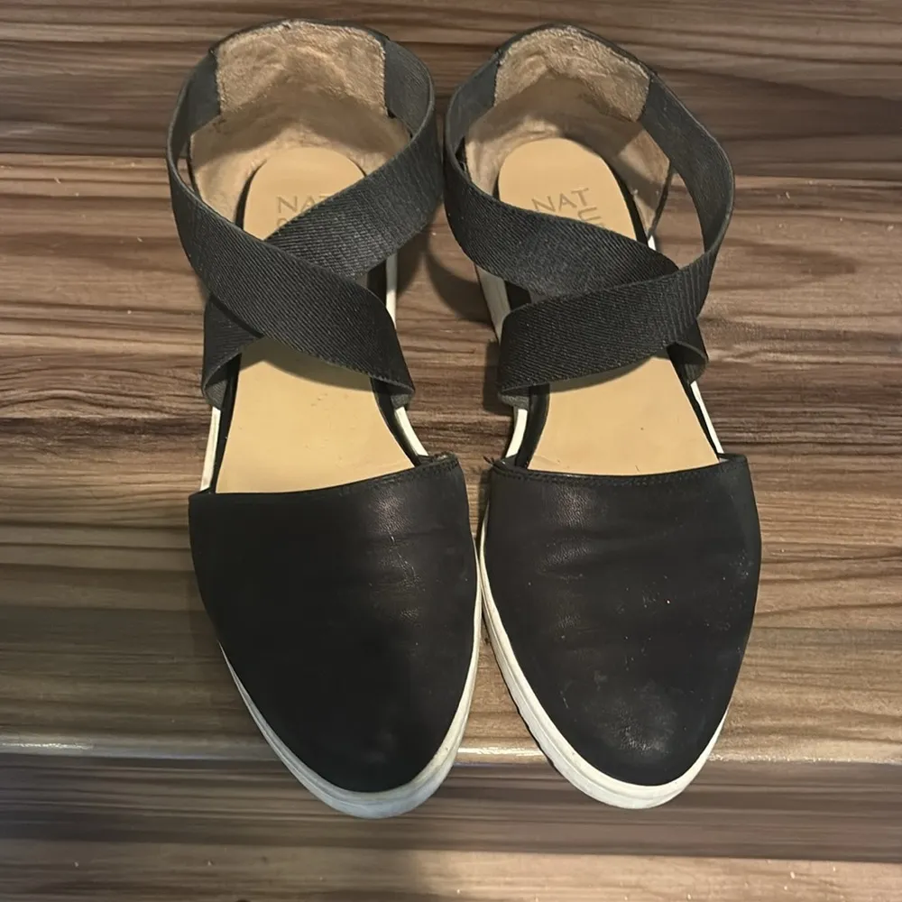 Women’s pointed toed shoes - Image 2