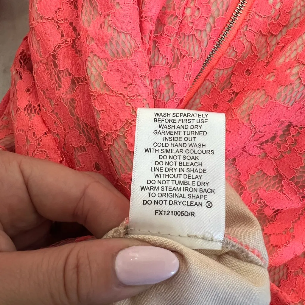 Finders Keepers Sherbert Somerset Dress Size Medium - Image 8