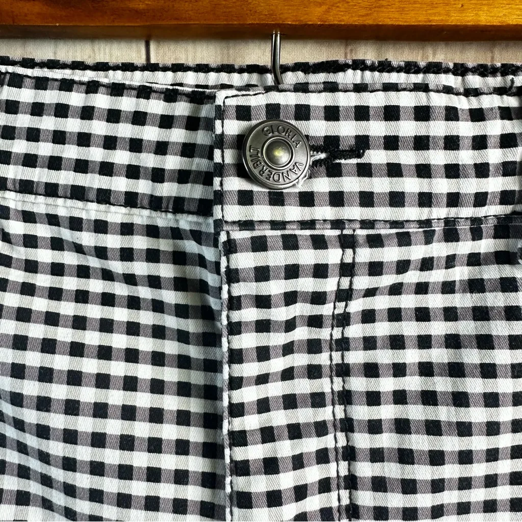 Gloria Vanderbilt Women's Black‎ and White Checkered Bermudas - Image 4