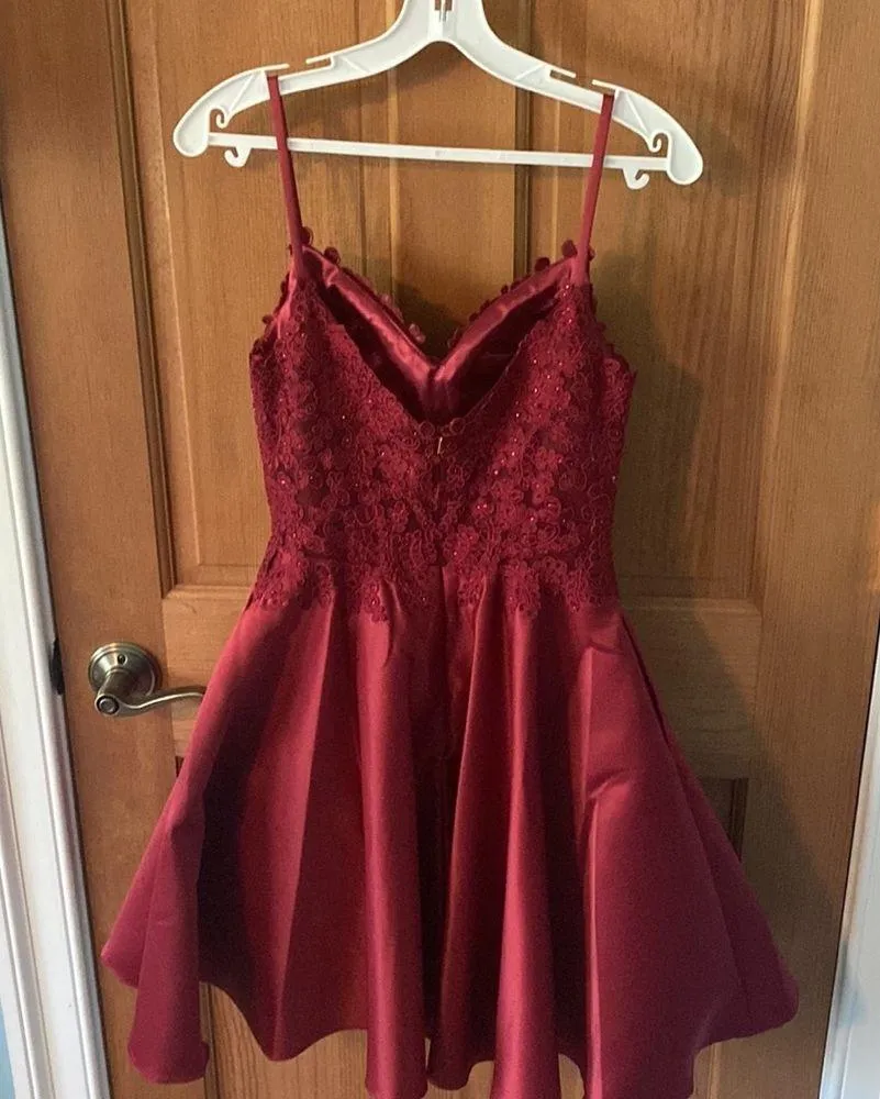 Dancing Queen NEW XS Spaghetti Straps Burgundy Lace Bodice Short Dress w/pocket - Image 5