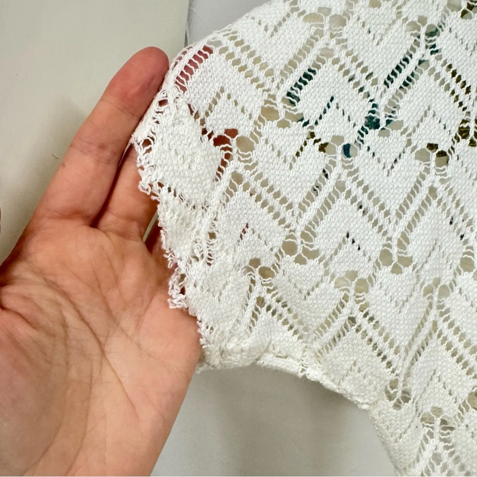 Sundance Boho Cream Floral Embroidered Crochet Short Sleeve Blouse Womens XS - Image 8