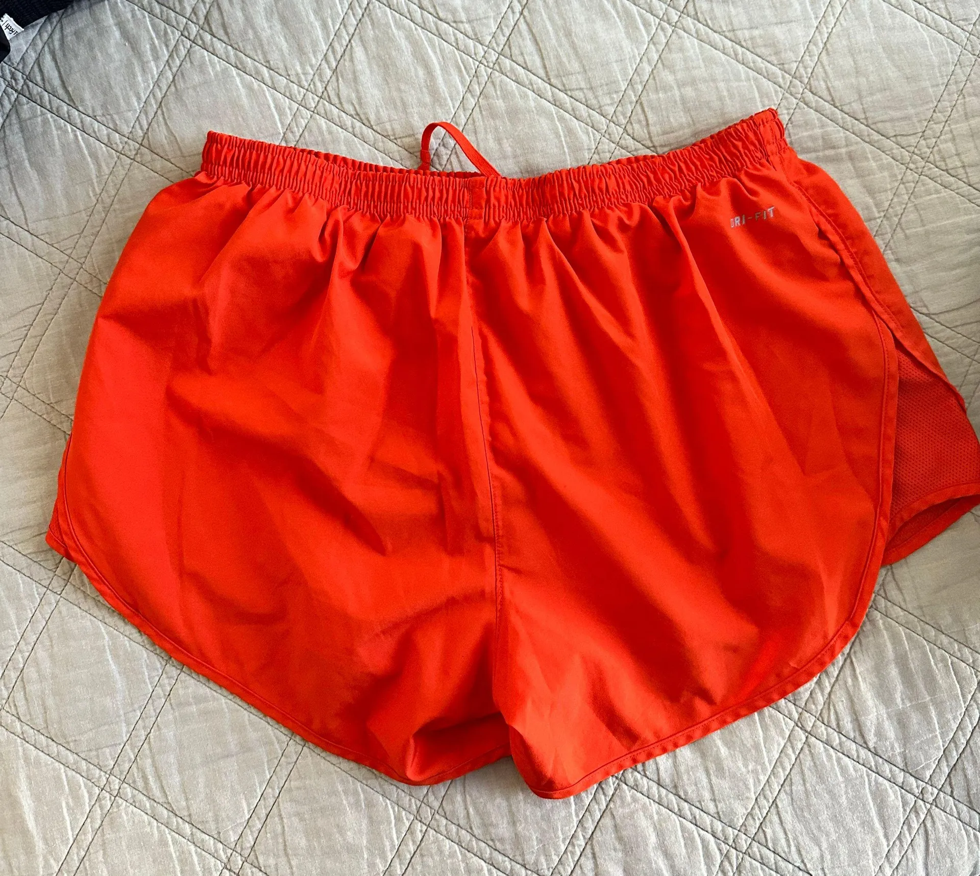 Nike Auburn Running Shorts - Image 2