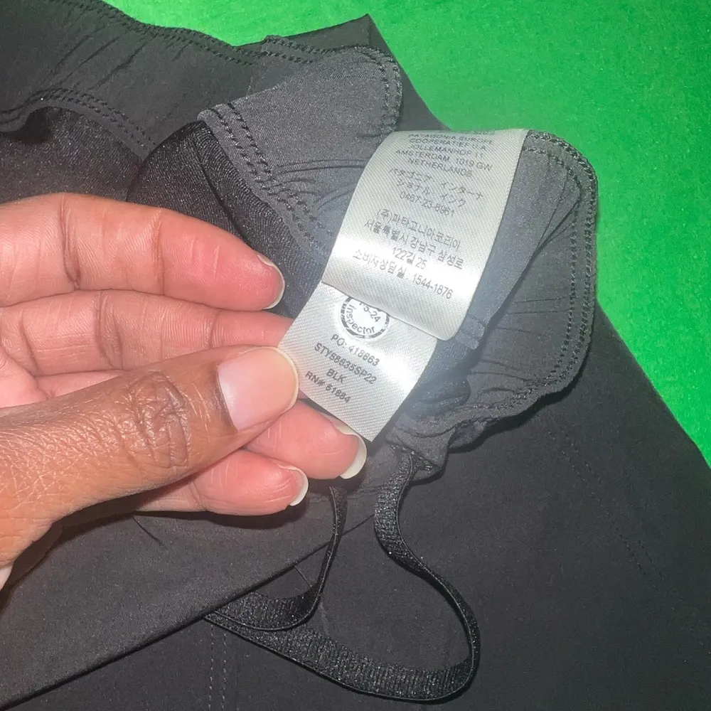 Patagonia Sweat Black Women's Skirt / Skort size XL - Image 9