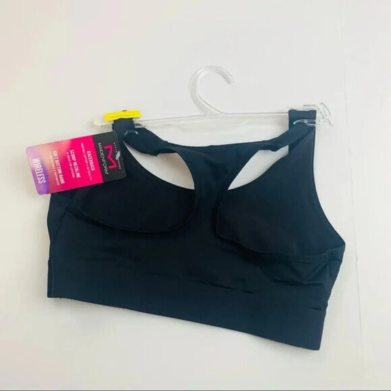 Maidenform  Racerback Sports Bra - Black, Medium - Image 5