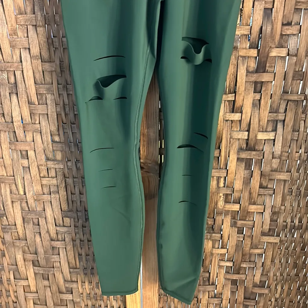 Alo High Waist Ripped Warrior Legging Hunter Green Small - Image 4