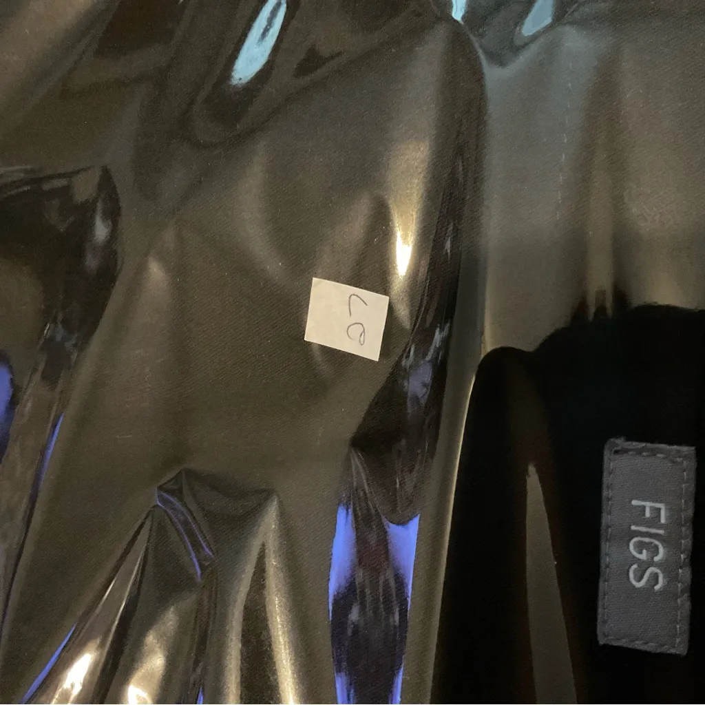 FIGS  technical‎ scrub pant - Image 3