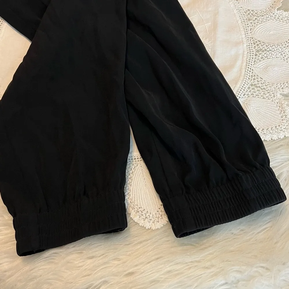 Ann Taylor Factory Black Pull On Dressy Joggers Pants Capri 24” inseam Large - Image 11