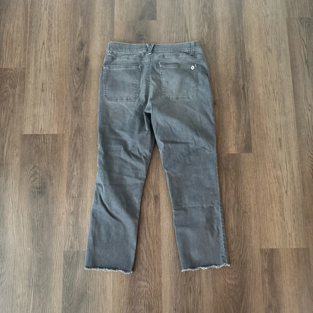 Democracy Grey Wash High Rise Raw Hem Bootcut Jeans Women's Size 8 - Image 3