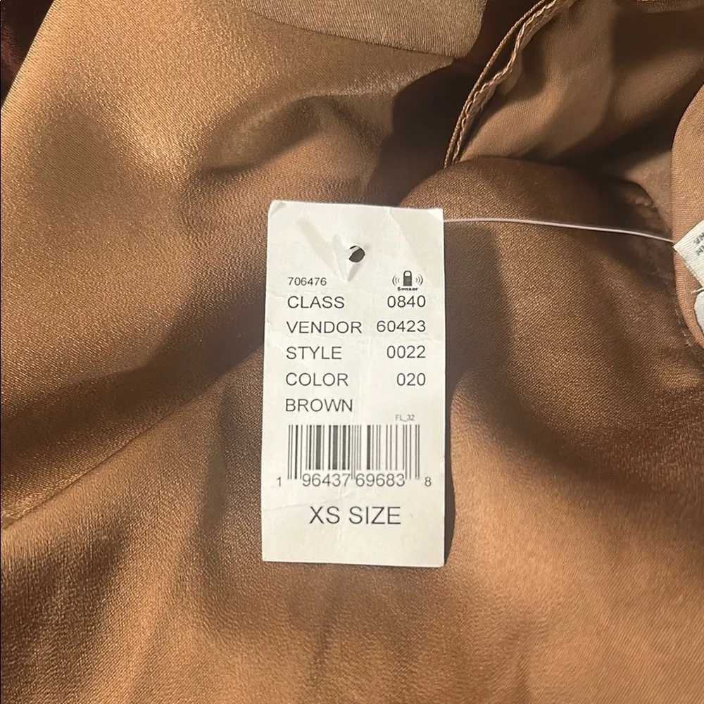 NWT Pacsun Satin Cargo Tan Skirt - Image 3