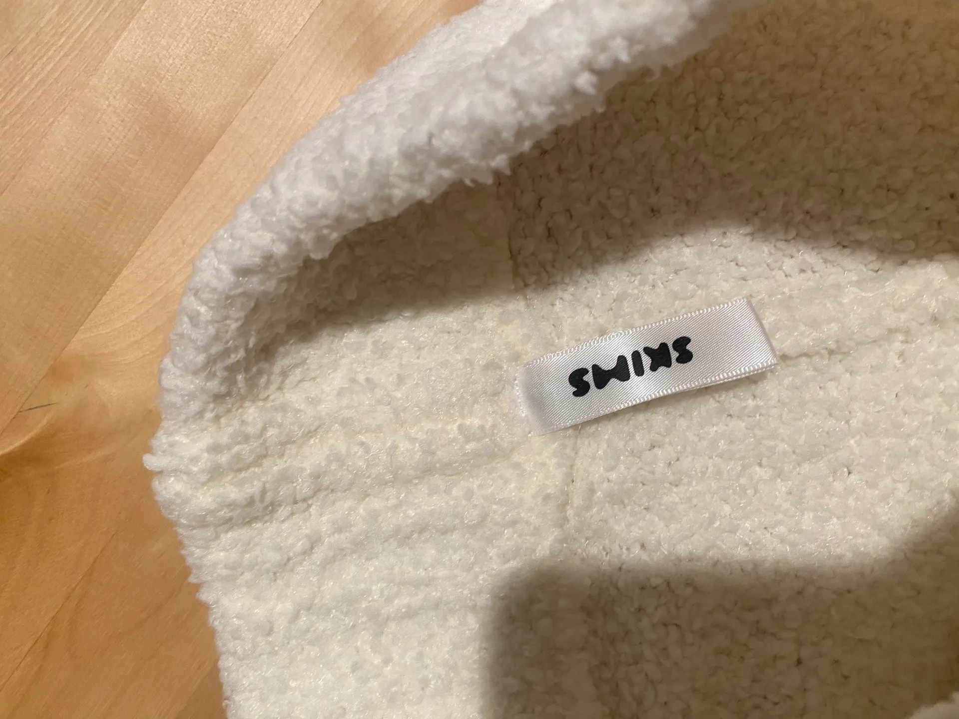 SKIMS pants - Image 3