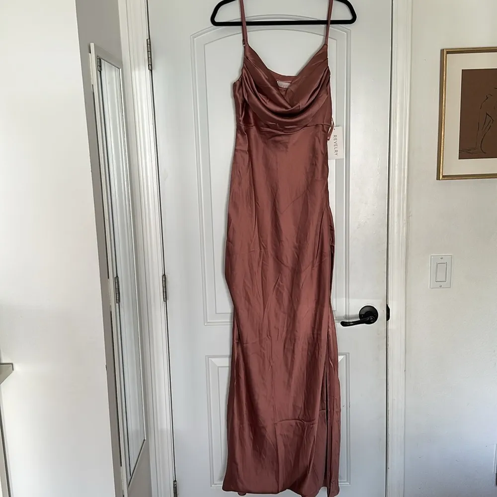 NWT Revelry Skye Satin Desert Rose Maxi Dress Size 10 Pink - Image 8