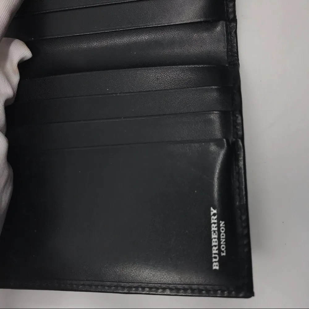 BURBERRY wallet - Image 3
