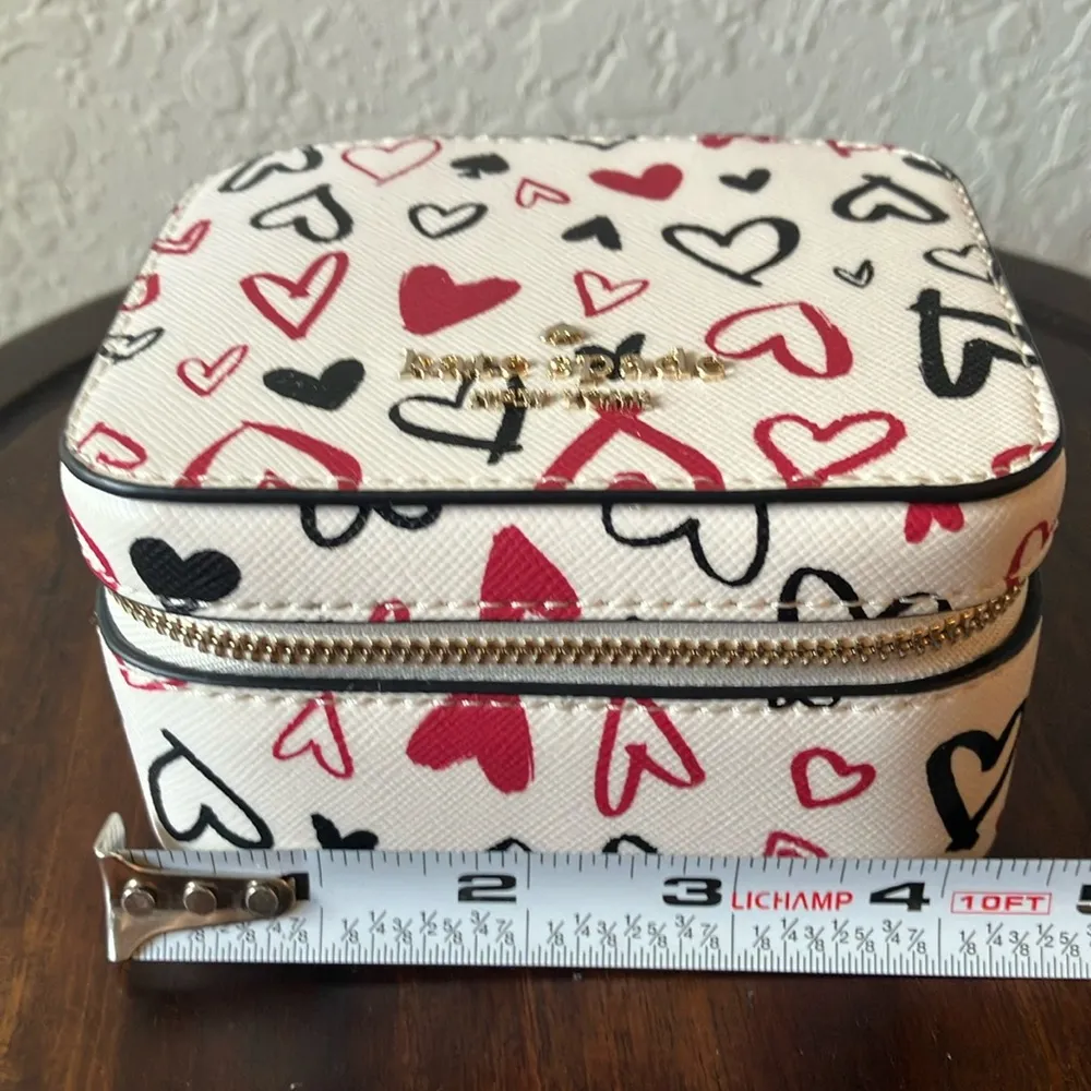 Kate Spade: Heart Print Jewelry Box- Gold Tone- Travel - Image 12