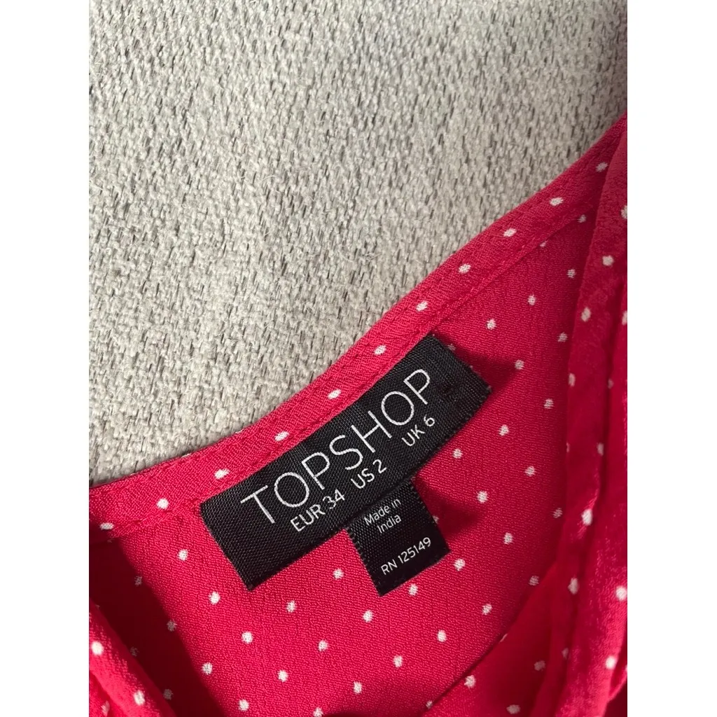 Topshop Red‎ Polka Dot V Neck Spaghetti Strap Button Front Camisole Top Size 2 - Image 2