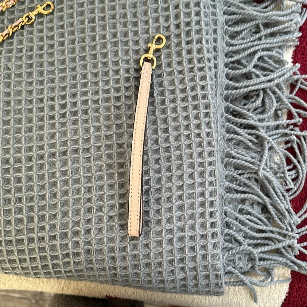 Light pink  crossbody - Image 13