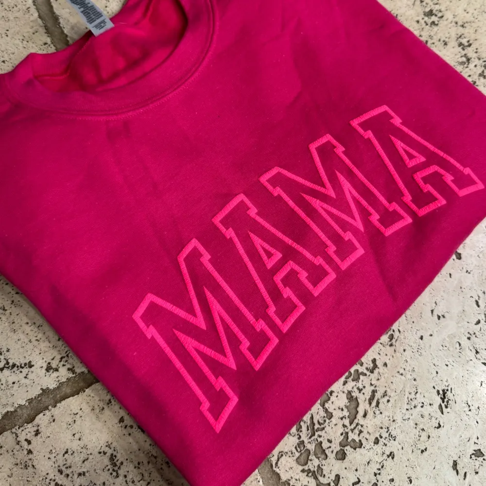 Puff Embossed Hot Pink Mama Crewneck Size L - Image 4