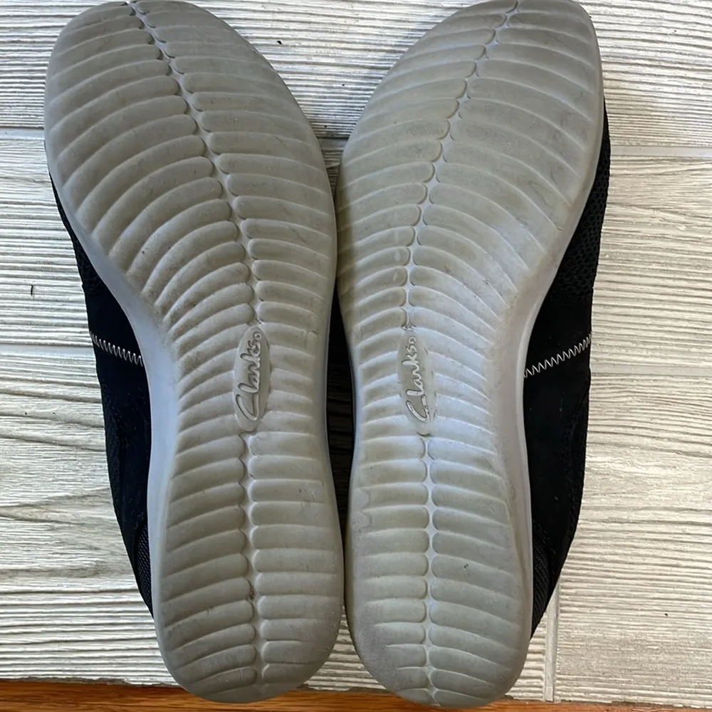 Clarks Black Sneakers Comfortable Everyday Wear - Image 6