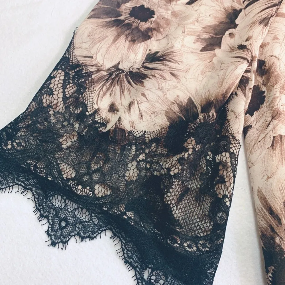 ASTR | Large | Blush + Black Floral Print Bell Sleeve Lace Trim Mini Shift Dress - Image 7