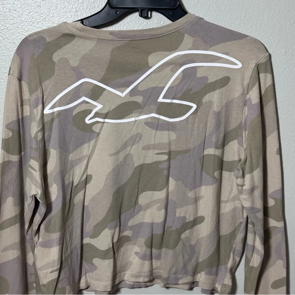 Hollister Women‎ Beige/Green cropped Long sleeve Camo size small - Image 7