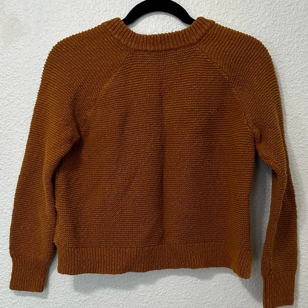 Madewell Arden V-Neck Crop Pullover Sweater in Golden Pecan - Image 3