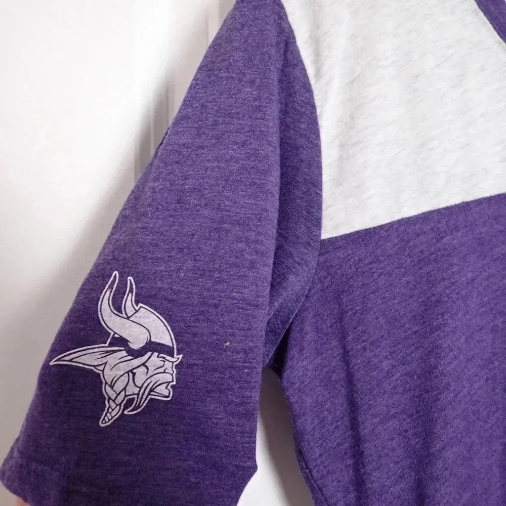 Nike NFL Minnesota Vikings #28 Adrian Peterson Purple Jersey Style Tee size M - Image 4