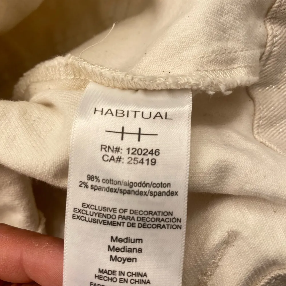 Habitual  jean jacket size medium - Image 7