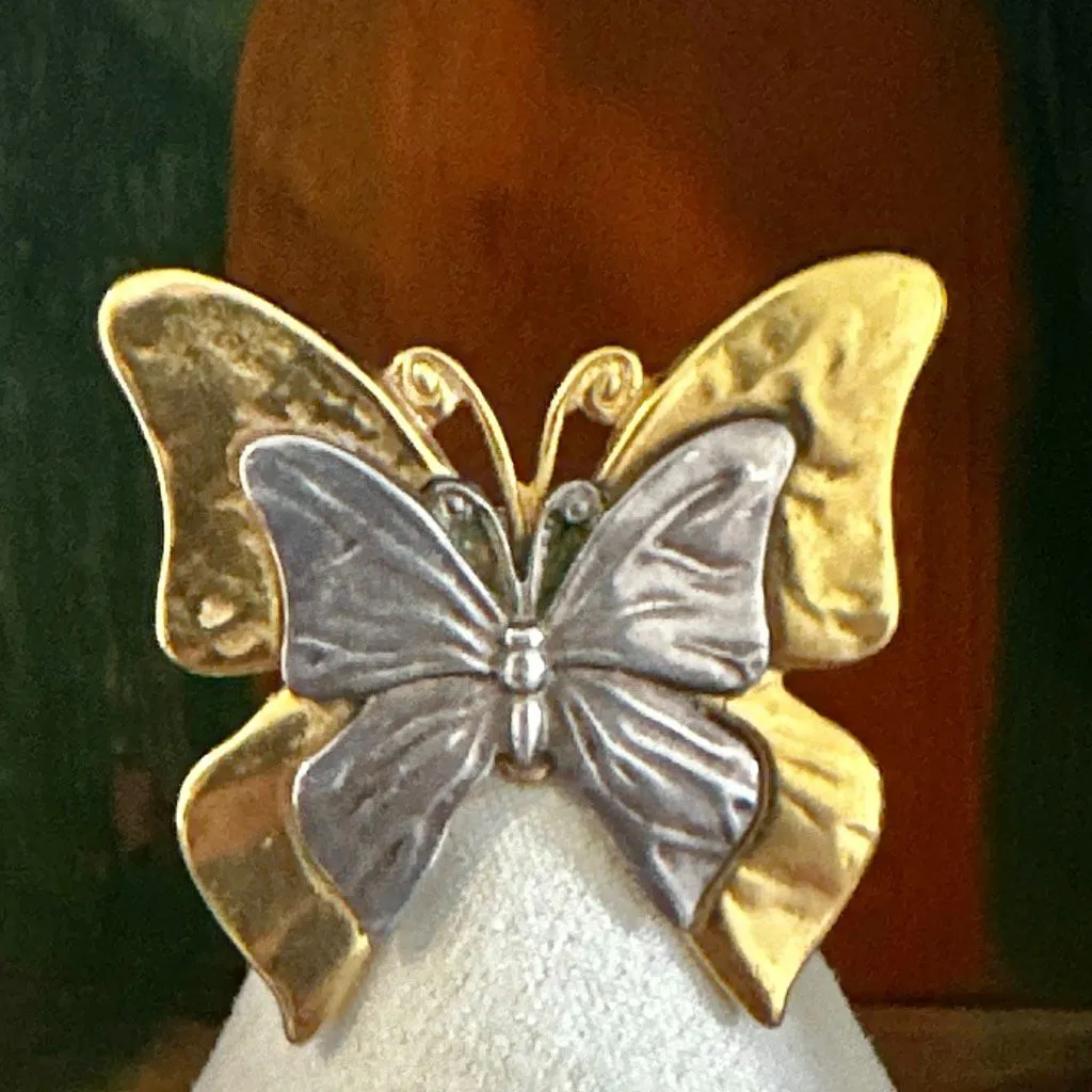 Premier Designs Two-Tone Butterfly Brooch - Image 2