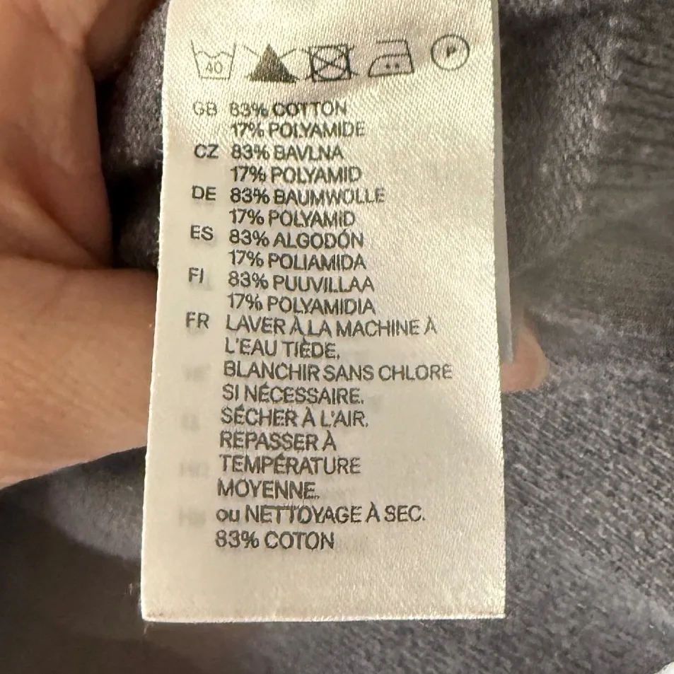 H&M Basic Gray V Neck Long Sleeve Sweater Top Women L Minimalist Closet Staple - Image 6