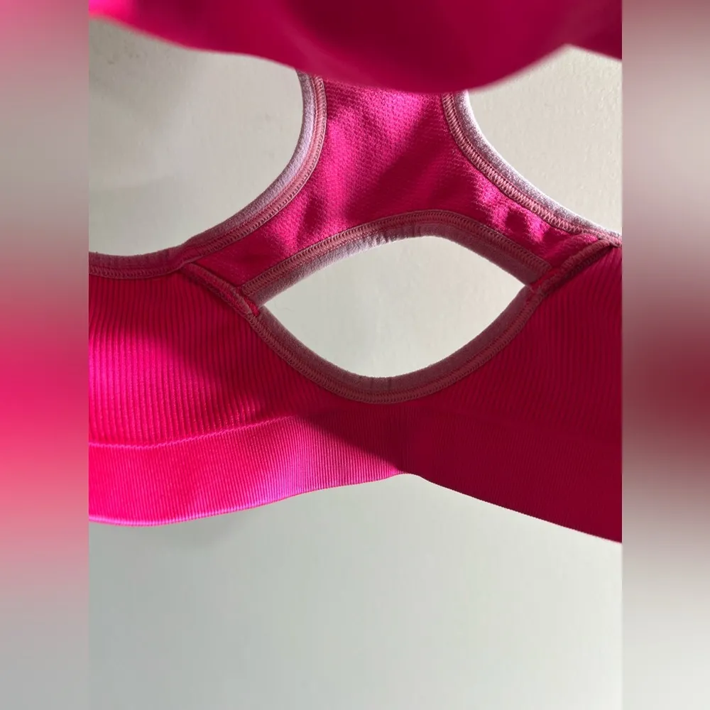 Vsx Victoria’s Secret very sexy sports bra small - Image 4